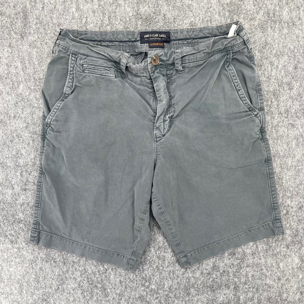 American Eagle  Shorts Size 28 Extreme Flex Mens Gray Flat Front Chino
